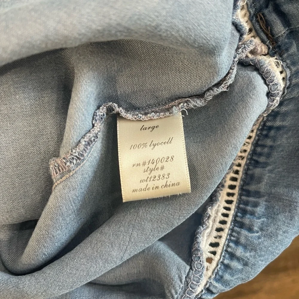 Francescas Alla Off the Shoulder Chambray Denim Blouse - Picture 5 of 5